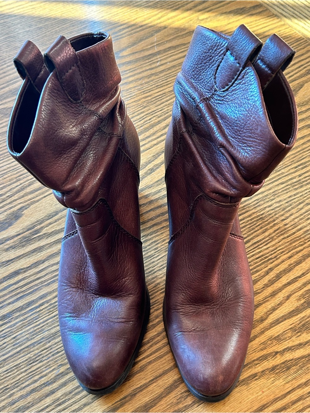 Circa Joan & David CJKirstin Brown Leather Ankle Booties Pull On Size 7.5